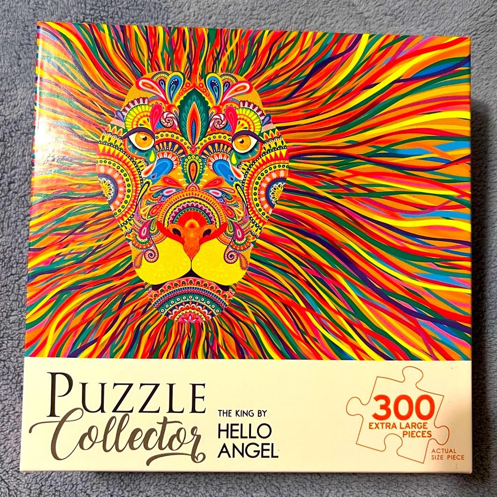 3/15 💛 The King 300 large size piece puzzle by Puzzle Collector